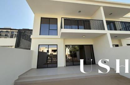 Apartment - 3 Bedrooms - 3 Bathrooms for sale in The Hamilton - Town Square - Dubai