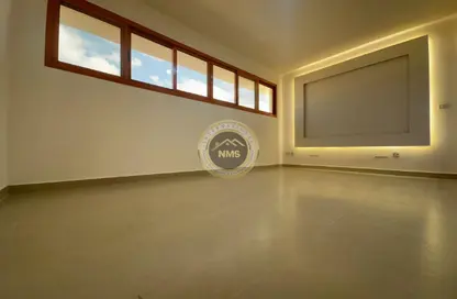 Apartment - Studio - 1 Bathroom for rent in Airport Road - Abu Dhabi