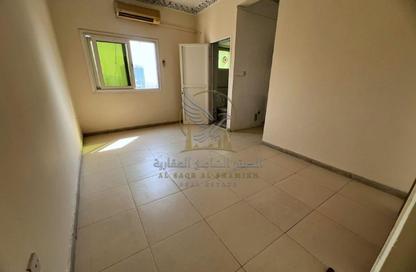 Apartment - Studio - 1 for rent in Al Nabaa Building - Al Naba'ah - Al Sharq - Sharjah