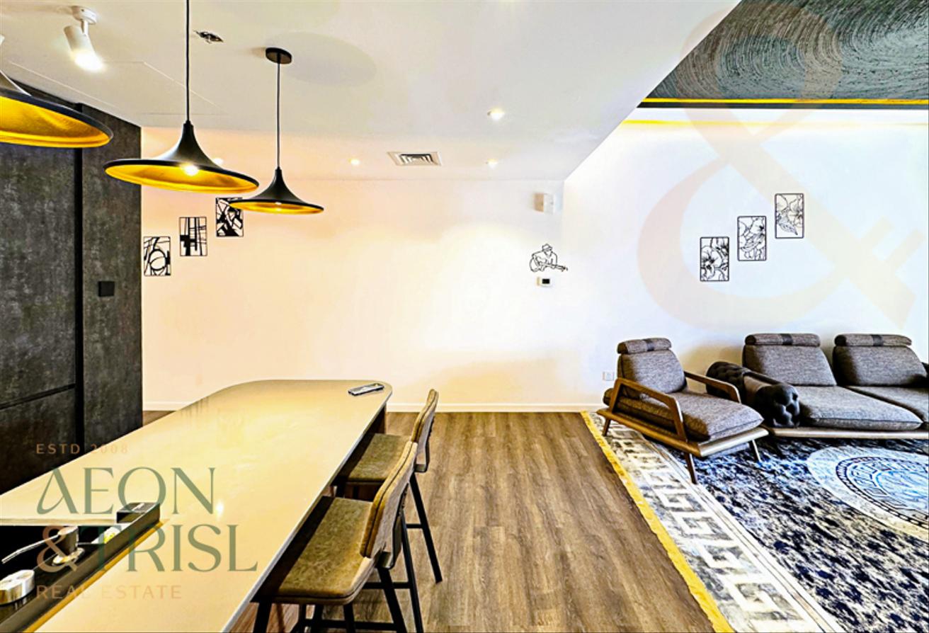 SPACIOUS | PRIME LOCATION | MODERN photo 10