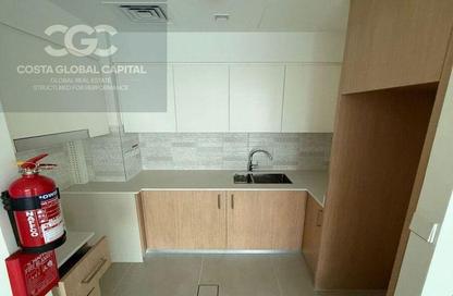 Apartment - 2 Bedrooms - 2 Bathrooms for rent in Seagate Building 2 - Seagate - Mina Rashid - Dubai