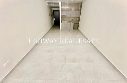 Apartment - Studio - 1 Bathroom for rent in Muwaileh 29 Building - Muwaileh - Sharjah Apartment - Studio - 1 Bathroom for rent in Muwaileh 29 Building - Muwaileh - Sharjah