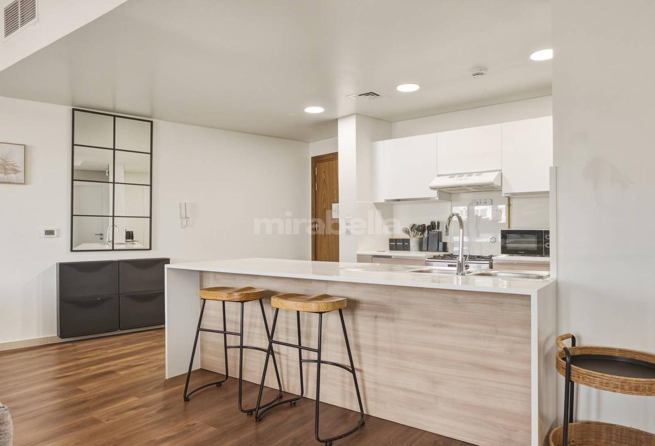 View Today | Fully Furnished | Well Priced photo 4