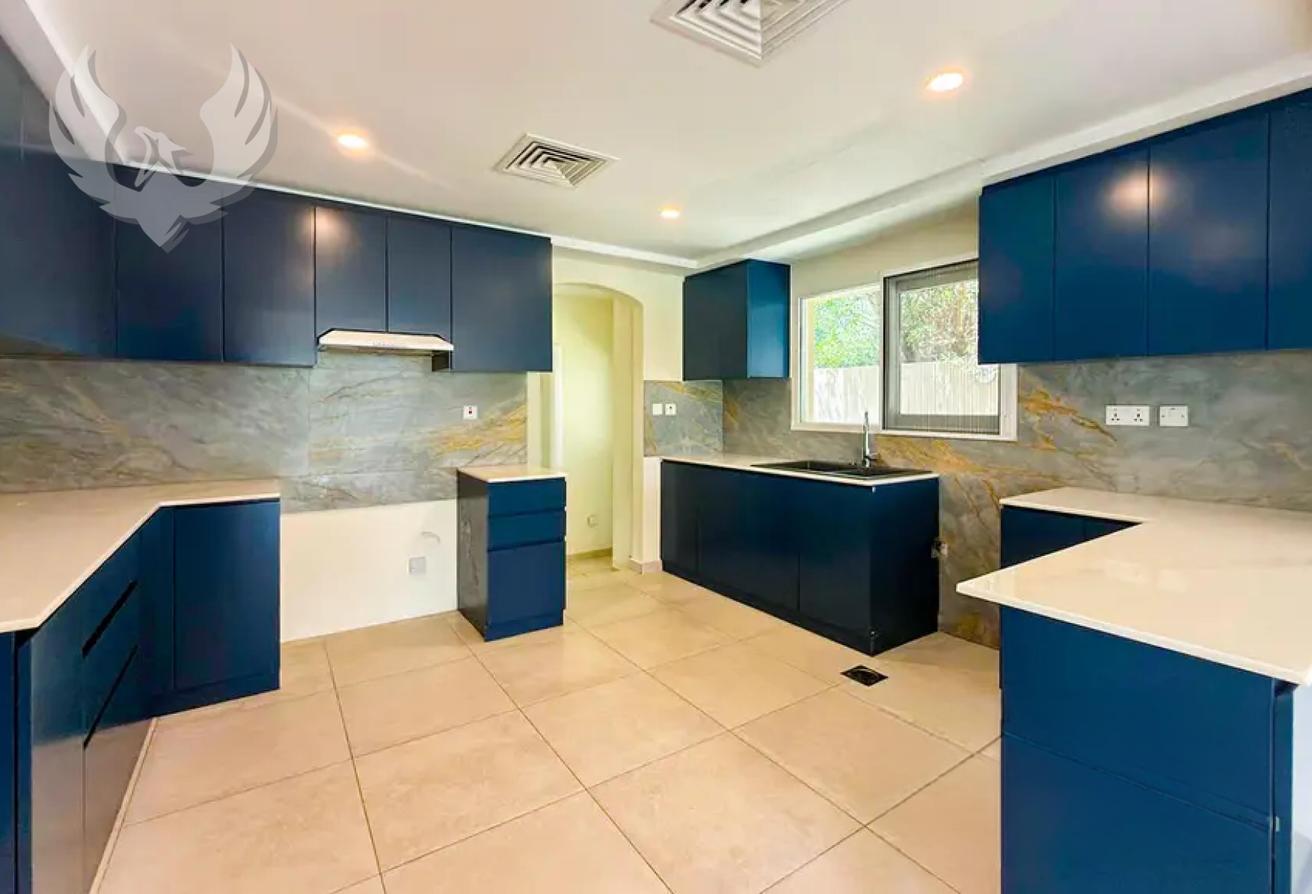 Upgraded | Private Pool | Beautiful Lake View photo 4
