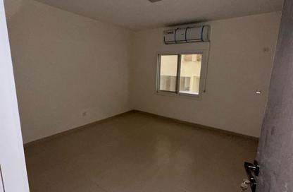 Apartment - 2 - 2 for rent in Al Majaz Pearl - Al Majaz 2 - Al Majaz - Sharjah