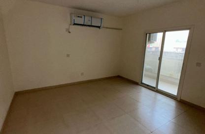 Apartment - 2 - 2 for rent in Al Majaz Pearl - Al Majaz 2 - Al Majaz - Sharjah Apartment - 2 - 2 for rent in Al Majaz Pearl - Al Majaz 2 - Al Majaz - Sharjah