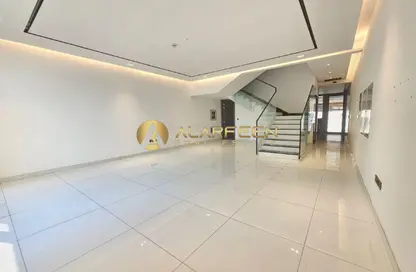 Villa - 4 Bedrooms - 5 Bathrooms for rent in District 12 - Jumeirah Village Circle - Dubai