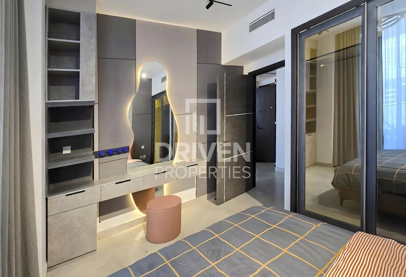 Exclusive High Floor Apt | Burj Khalifa Views photo 4