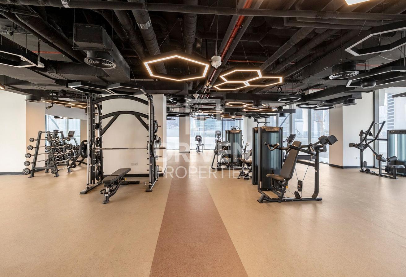 Exclusive High Floor Apt | Burj Khalifa Views photo 12