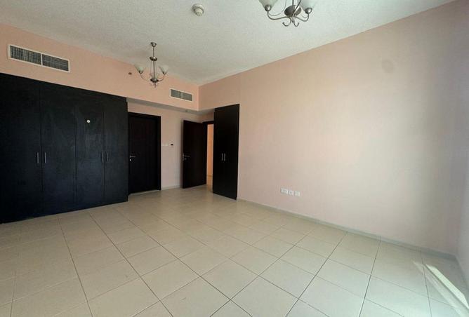 65967834 - Property Main Image