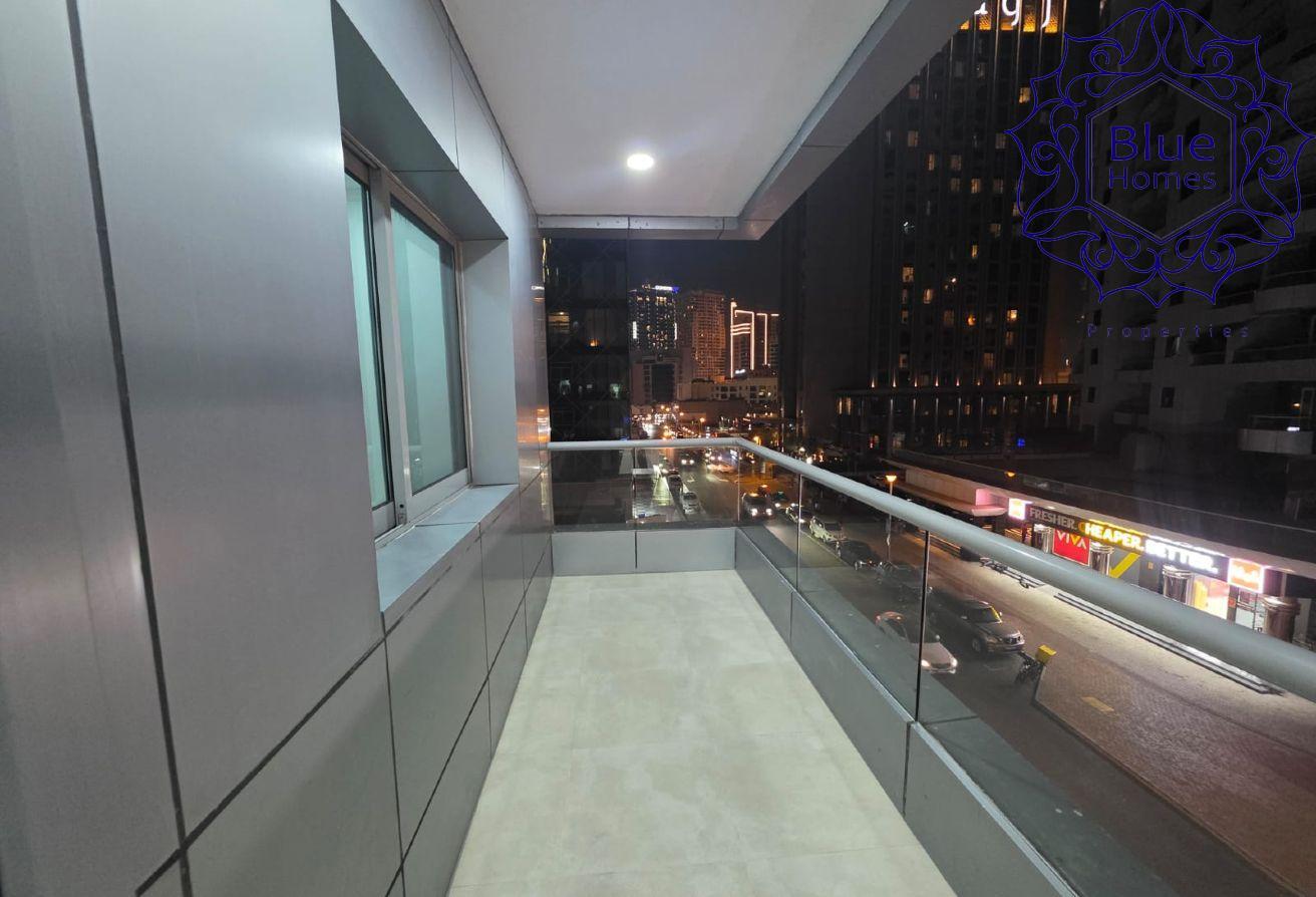 1BR | 926 Sq. Ft. | Balcony | Dubai Marina photo 4