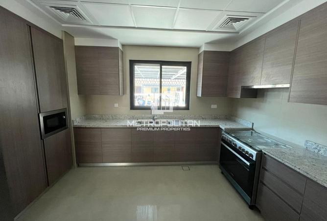 142860634 - Property Image 2