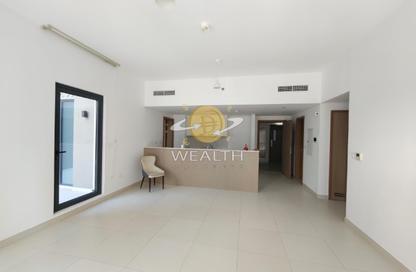 Apartment - 2 Bedrooms - 4 Bathrooms for rent in Noor Residence - Maryam Island - Al Khan - Sharjah Apartment - 2 Bedrooms - 4 Bathrooms for rent in Noor Residence - Maryam Island - Al Khan - Sharjah