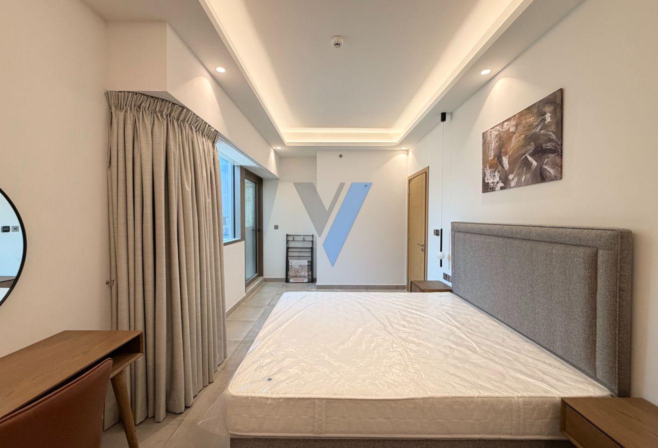 Fully Furnished | Large Layout | Ready To Move photo 6