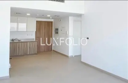 شقة - غرفة نوم - 1 حمام للبيع في شقق يونا - تاون سكوير - دبي شقة - غرفة نوم - 1 حمام للبيع في شقق يونا - تاون سكوير - دبي