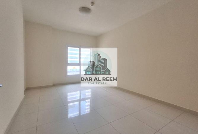 79836388 - Property Image 3