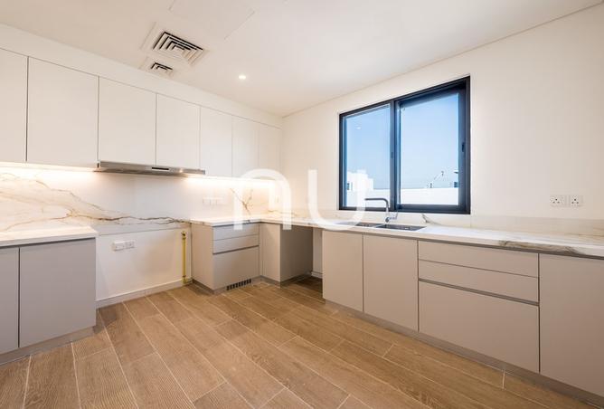 106837188 - Property Image 2
