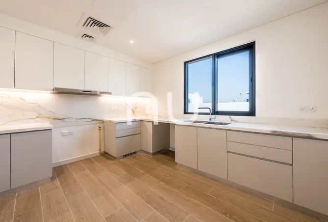 106837188 - Property Image 2