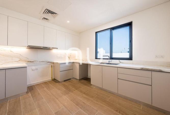 106837188 - Property Image 2