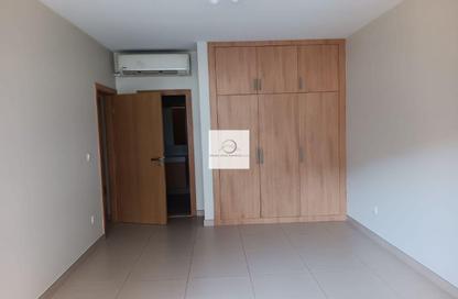 Apartment - 3 Bedrooms - 3 Bathrooms for rent in Dar Al Buteen 1 - Al Muraqqabat - Deira - Dubai Apartment - 3 Bedrooms - 3 Bathrooms for rent in Dar Al Buteen 1 - Al Muraqqabat - Deira - Dubai