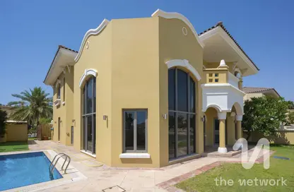 Villa - 5 Bedrooms - 6 Bathrooms for rent in Garden Homes Frond C - Garden Homes - Palm Jumeirah - Dubai