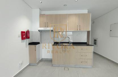 Apartment - Studio - 1 Bathroom for rent in Al Karama - Dubai Apartment - Studio - 1 Bathroom for rent in Al Karama - Dubai