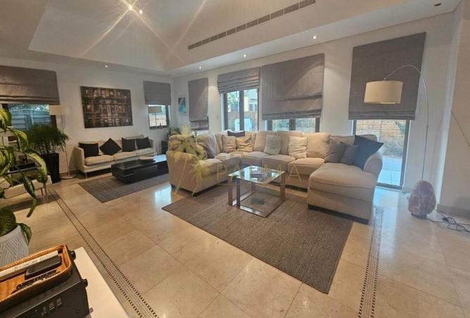 15945892 - Property Image 2