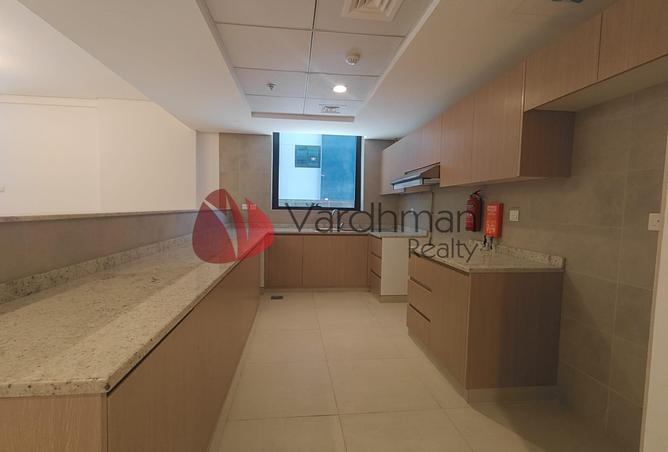 63644563 - Property Image 3