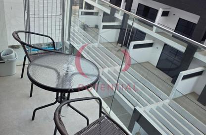 Apartment - Studio - 1 Bathroom for rent in Oxford 212 - District 10 - Jumeirah Village Circle - Dubai