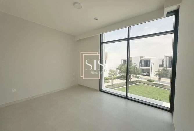 120644043 - Property Image 3