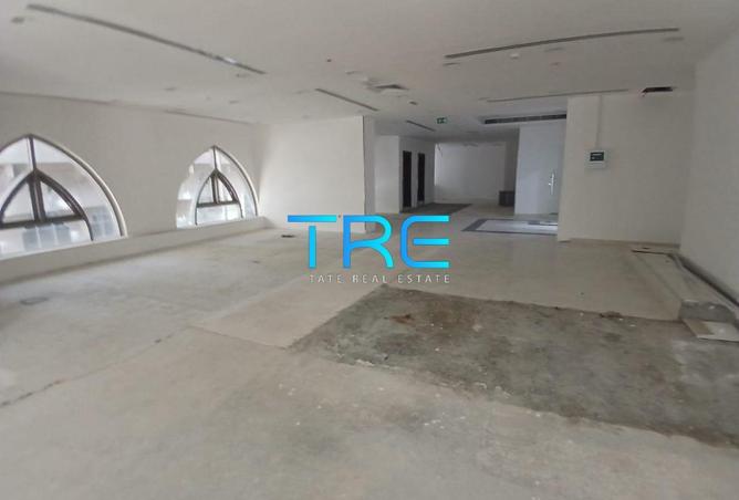 70280896 - صورة العقار 3