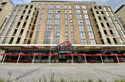 شقة - غرفة نوم - 2 حمامات للبيع في الممشى - مويلح - الشارقة