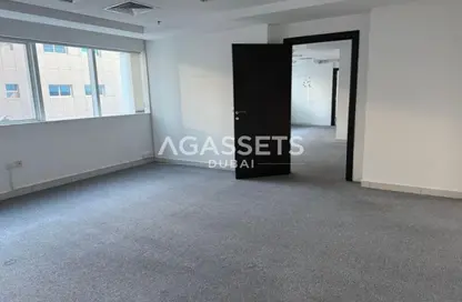 مكتب - 1 حمام للايجار في ياس بيزنس تاور - البرشاء 1 - البرشاء - دبي