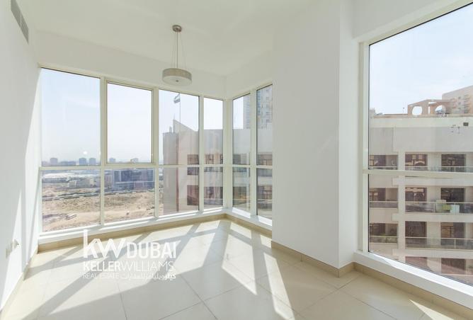 81926689 - Property Main Image