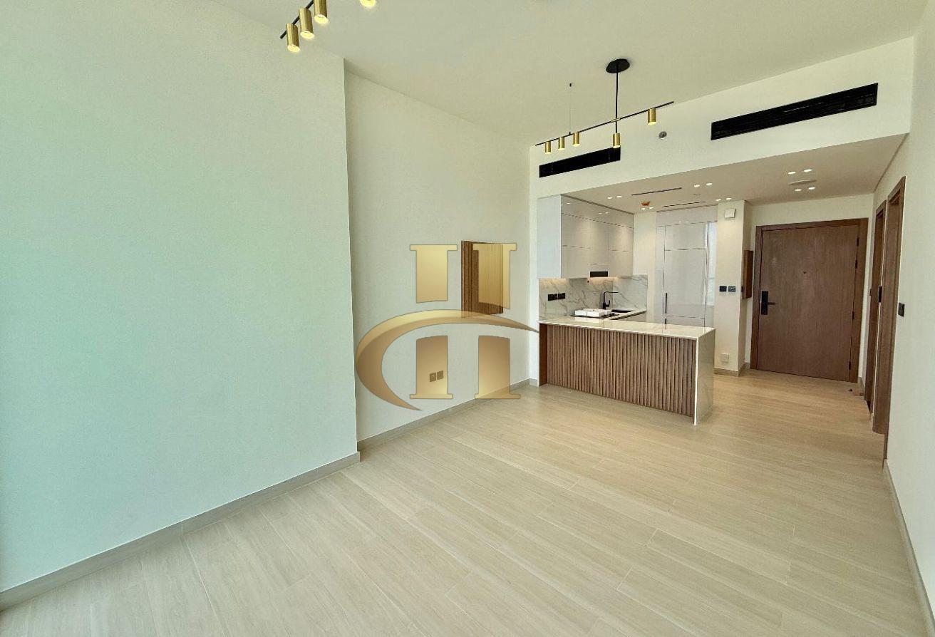 Hot Offer | Ready To Move | High Floor photo 2