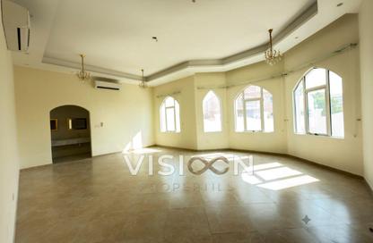Villa - 4 - 6 for rent in Al Barsha South 1 - Al Barsha South - Al Barsha - Dubai Villa - 4 - 6 for rent in Al Barsha South 1 - Al Barsha South - Al Barsha - Dubai