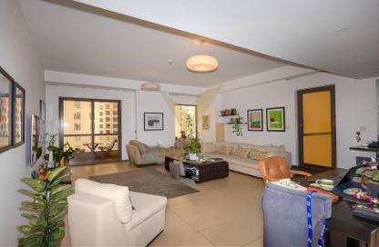 Apartment - 1 Bedroom - 2 Bathrooms for sale in Bahar 1 - Bahar - Jumeirah Beach Residence - Dubai