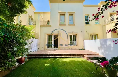 فيلا - 2 غرف نوم - 3 حمامات للايجار في الينابيع 3 - الينابيع - دبي