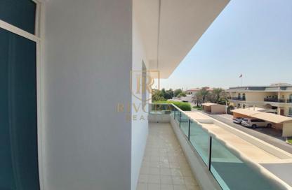 Villa - 5 - 6 for rent in Umm Suqeim 1 - Umm Suqeim - Dubai