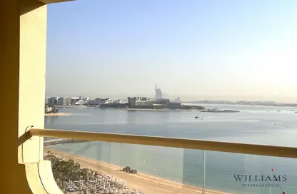Apartment - 2 Bedrooms - 2 Bathrooms for rent in Al Das - Shoreline Apartments - Palm Jumeirah - Dubai
