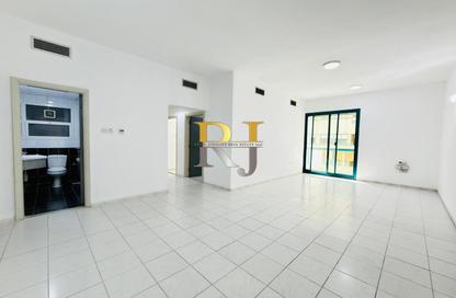 Apartment - 1 Bedroom - 2 Bathrooms for rent in Mankhool Building - Al Mankhool - Bur Dubai - Dubai