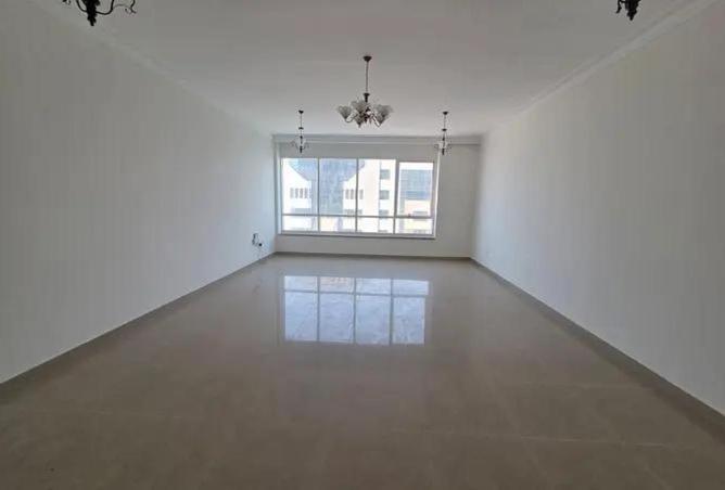 102418806 - Property Image 2