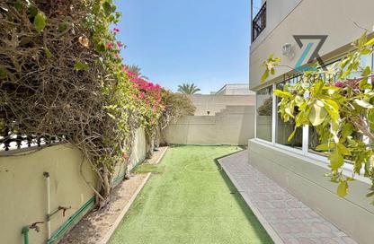 Villa - 5 Bedrooms - 6 Bathrooms for rent in Umm Suqeim 2 Villas - Umm Suqeim 2 - Umm Suqeim - Dubai