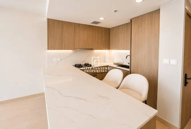 98262223 - Property Image 2