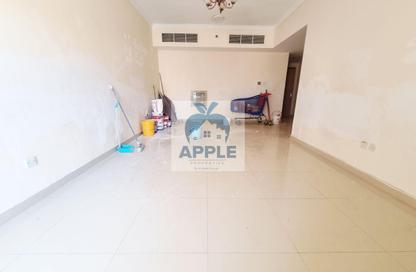 Apartment - 2 Bedrooms - 2 Bathrooms for rent in Muwaileh 29 Building - Muwaileh - Sharjah