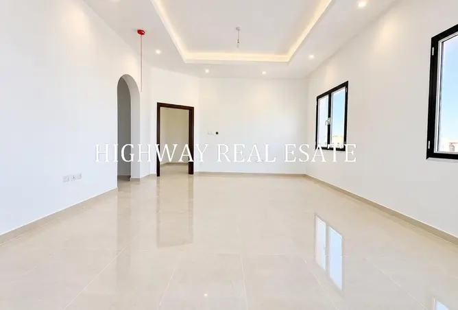 151216027 - Property Image 3