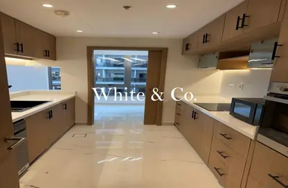 Apartment - 1 Bedroom - 2 Bathrooms for rent in South Ridge 2 - South Ridge - Downtown Dubai - Dubai