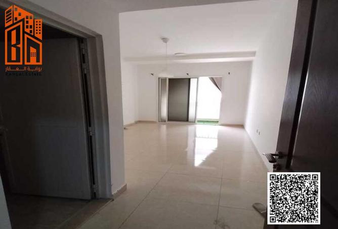 71122242 - Property Image 2