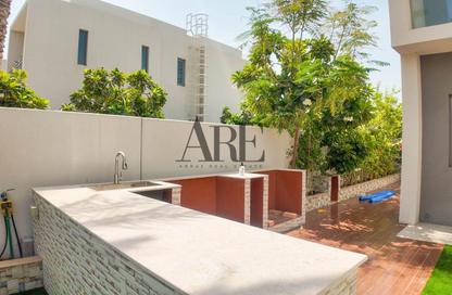 Townhouse - 4 - 5 for sale in Al Yasmeen - Al Zahia - Muwaileh Commercial - Sharjah