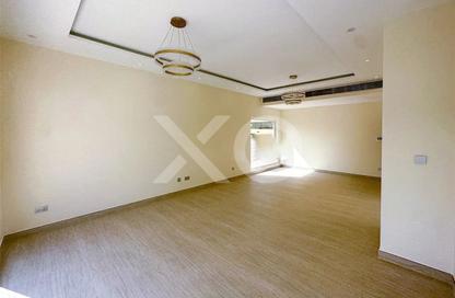 Villa - 4 - 5 for rent in Meadows 2 - Meadows - Dubai